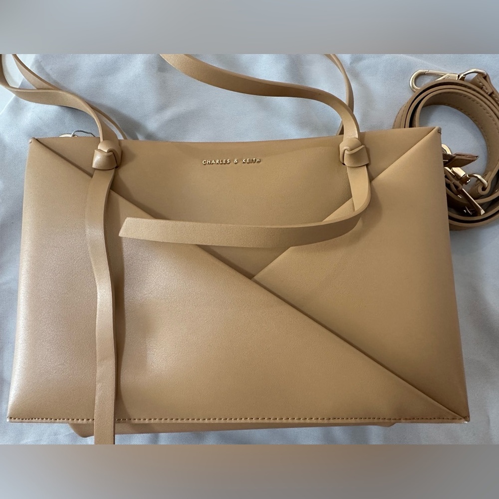 Charles and Keith Midori Geometric Tote bag